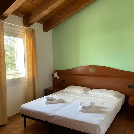 Conte Luna Otel Bolonya