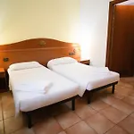 Conte Luna 3* Bolonha