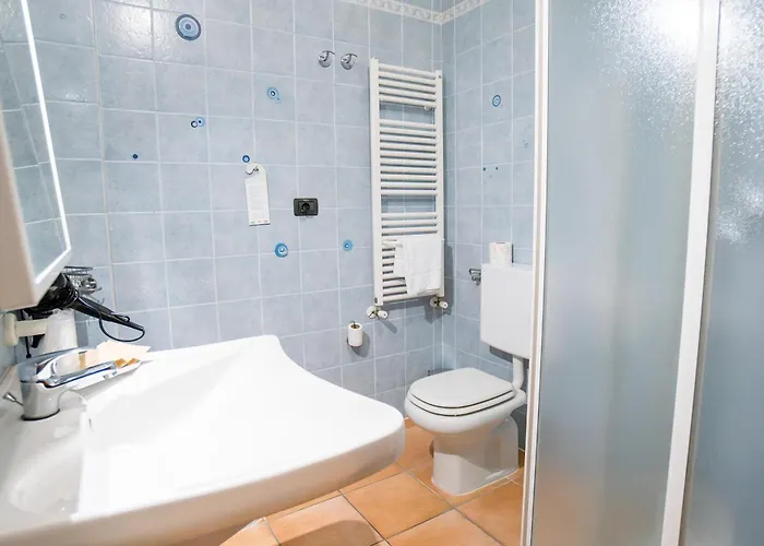 Отель Conte Luna